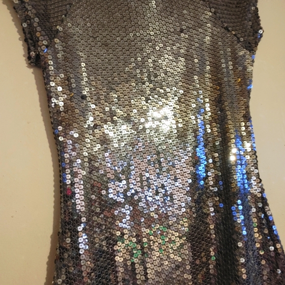 Apt 9 Silver Sequin Top Size Small - Picture 4 of 14